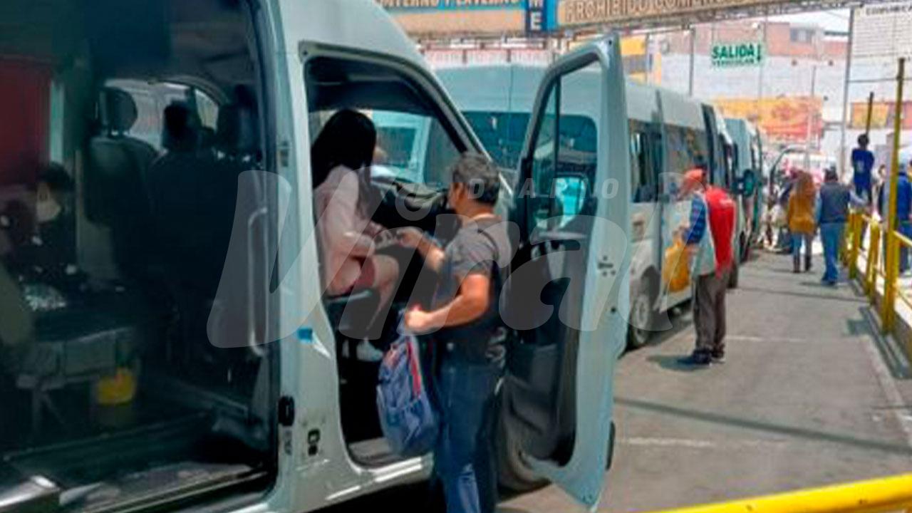 Cerca de 300 viajantes diarios expuestos al contagio en terminales de Arequipa