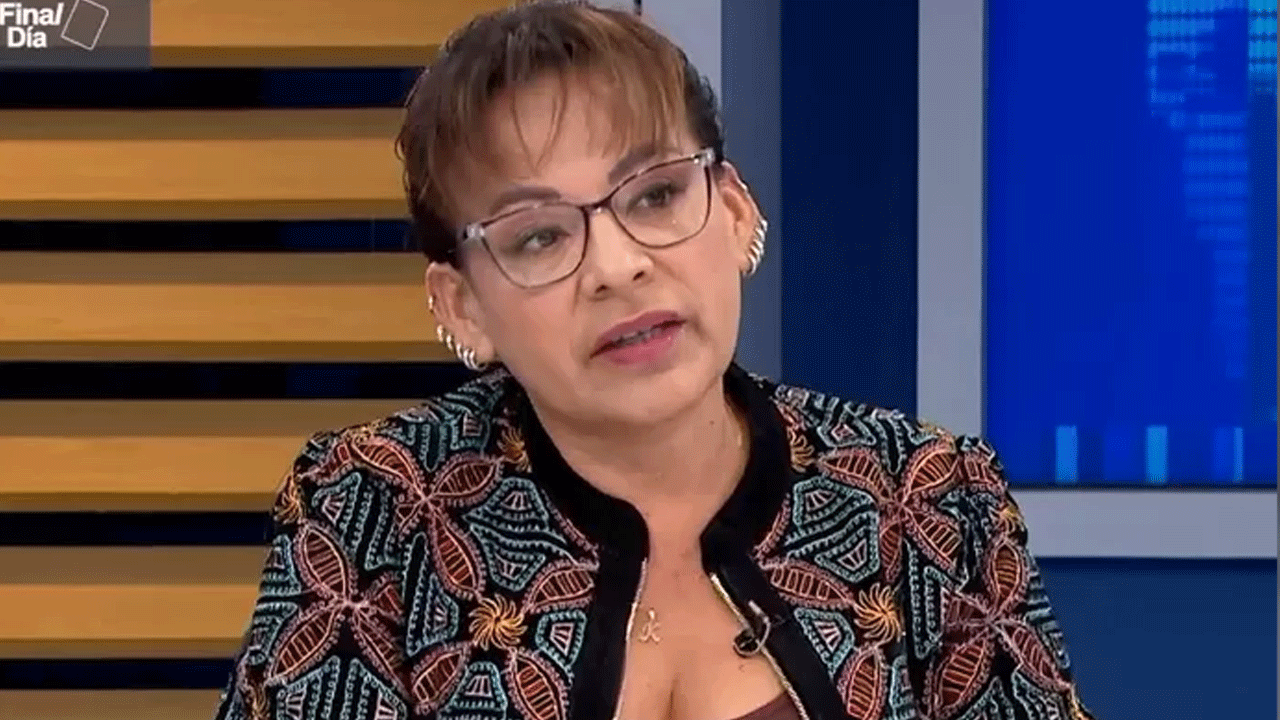 Comisión de Ética evaluará denuncia contra Kira Alcarraz por presunta agresión a fiscalizador del SAT