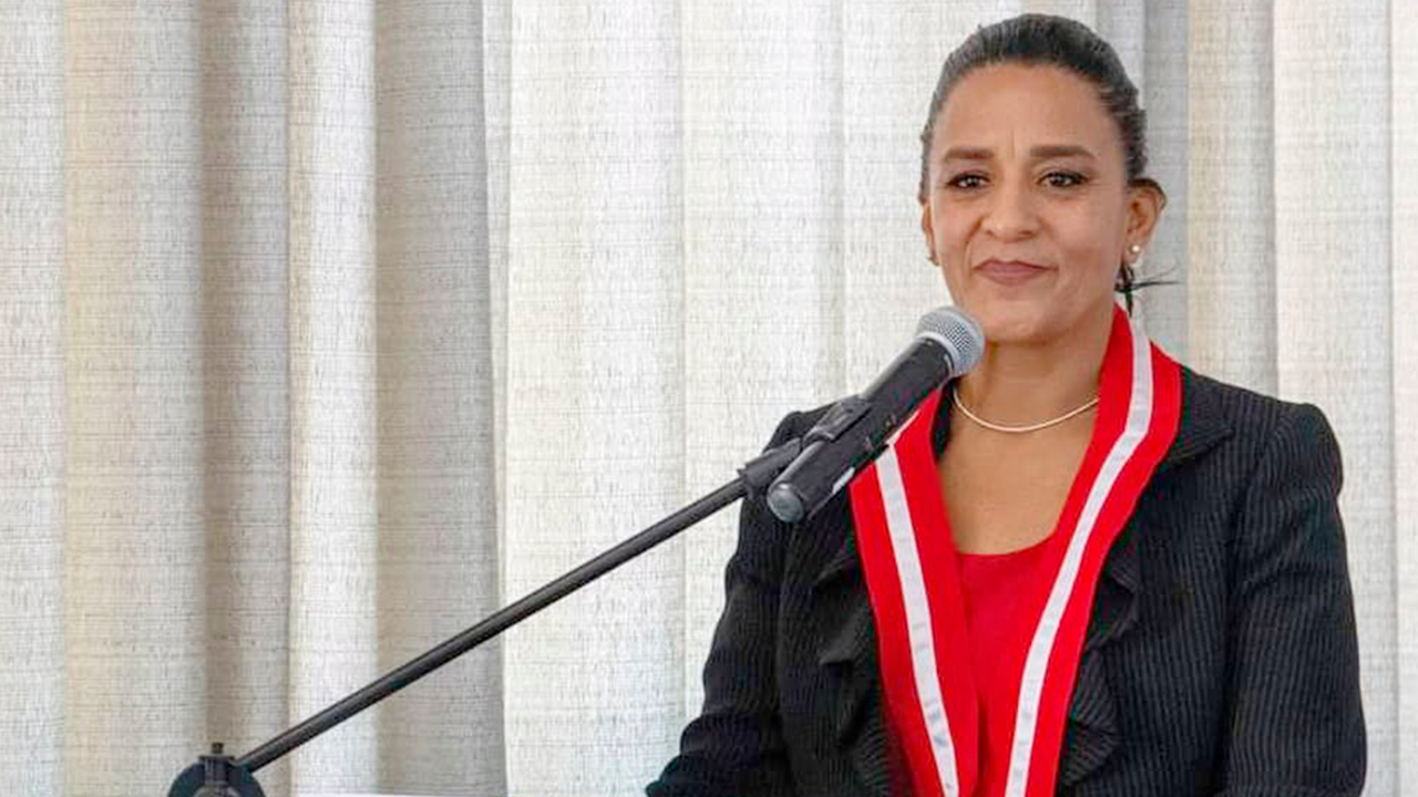Gobernadora interina de Tacna remueve a funcionarios de gerencias y direcciones
