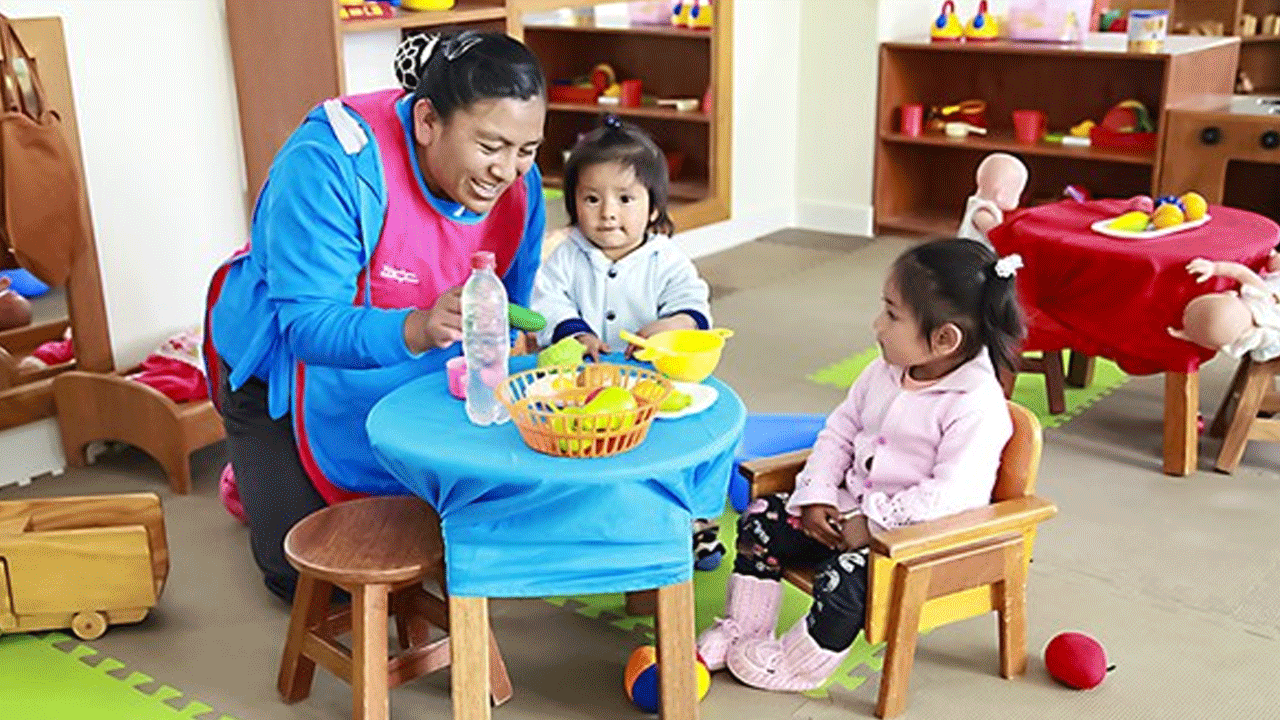 Congreso aprueba sueldo para madres cuidadoras