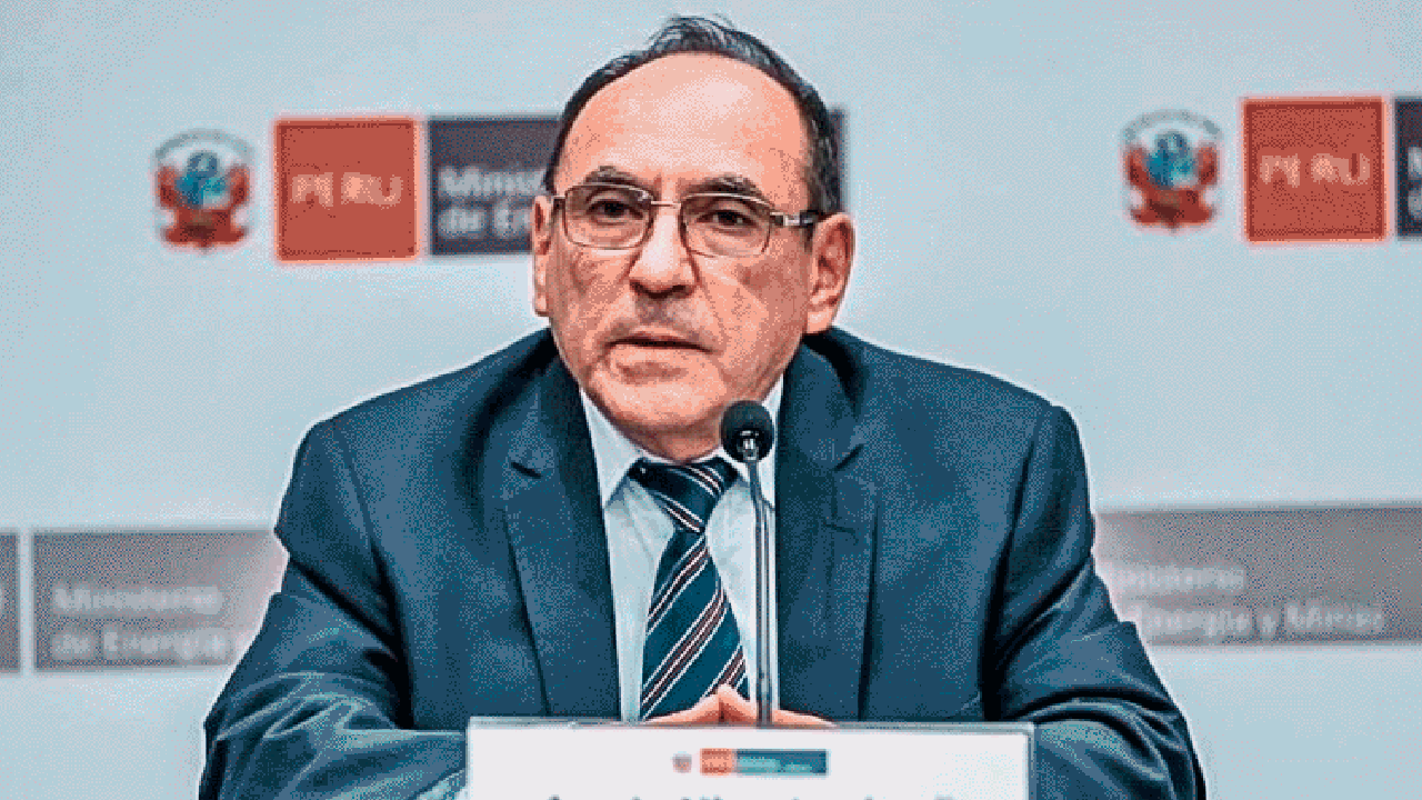 Ángelo Alfaro genera indignación al normalizar relación con menor de 16 años: 