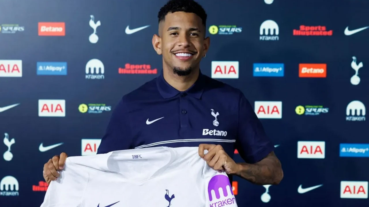 Tottenham ficha a Savinho