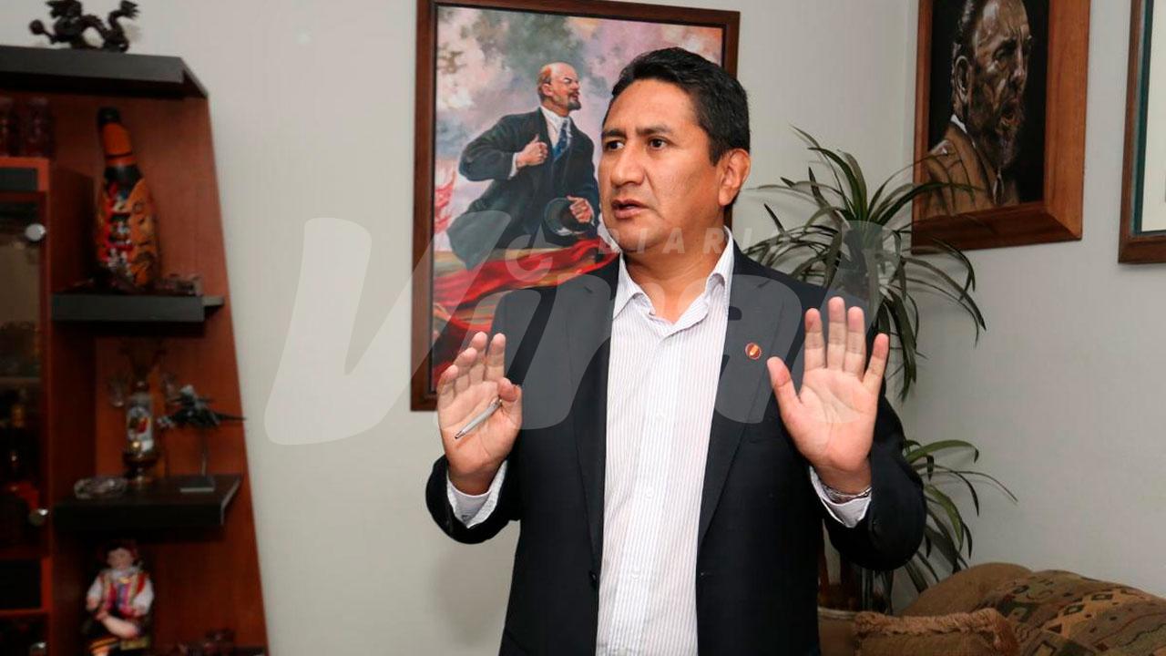 Fiscalía solicita archivar proceso contra Vladimir Cerrón por el caso Antalsis