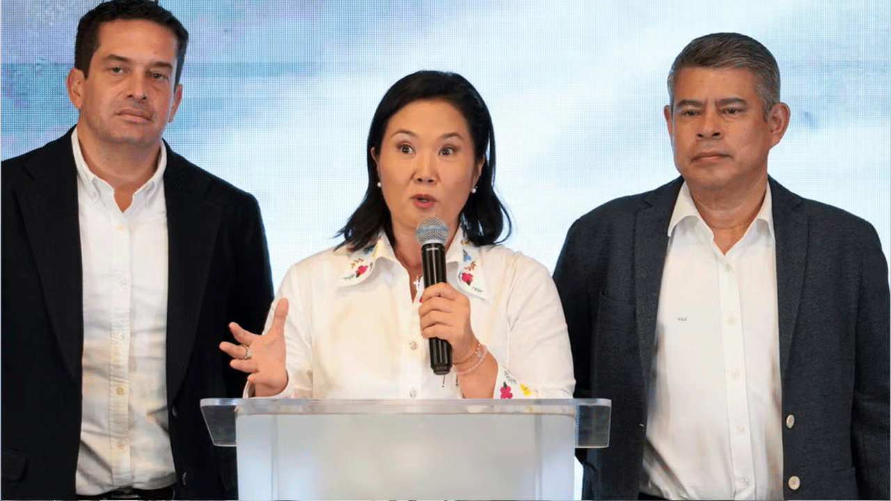 Keiko Fujimori exige a personeros vigilar cada voto