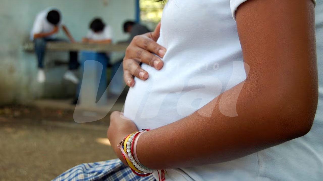 Horror en Colombia: padres entregan a su hija a prestamista ‘gota a gota’ y vuelve embarazada