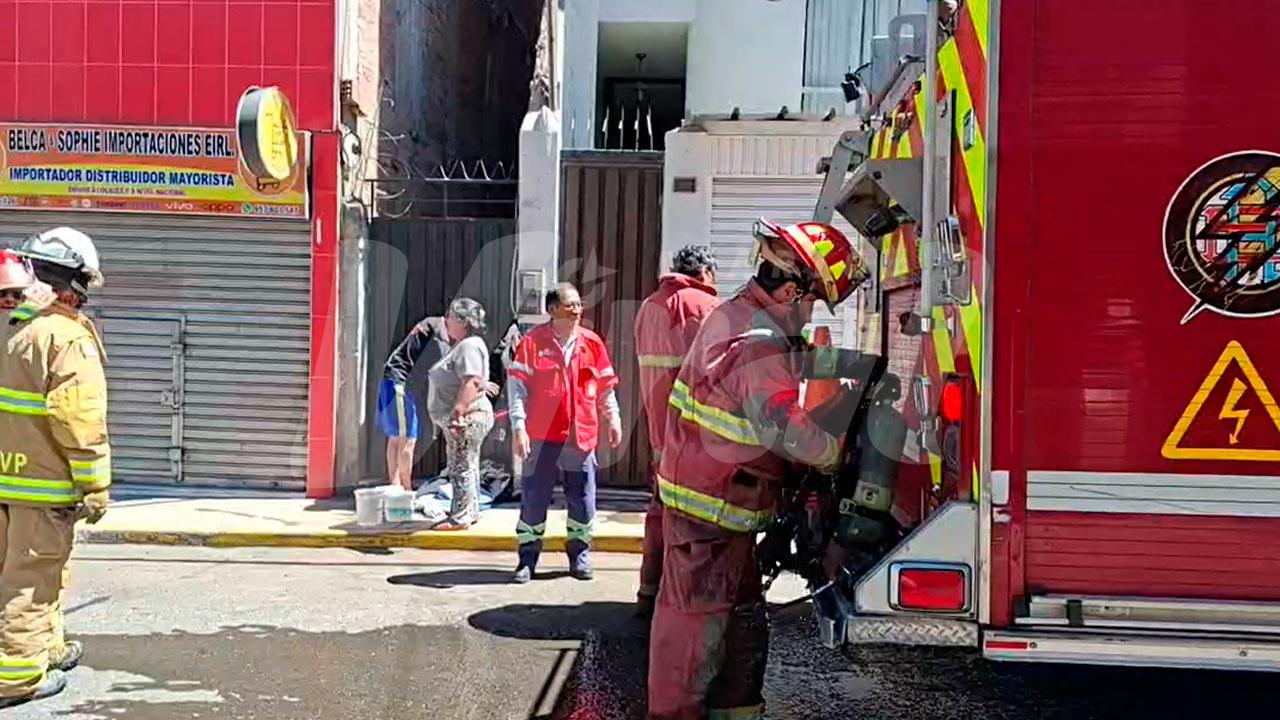 Incendio en vivienda del Cercado deja una persona afectada