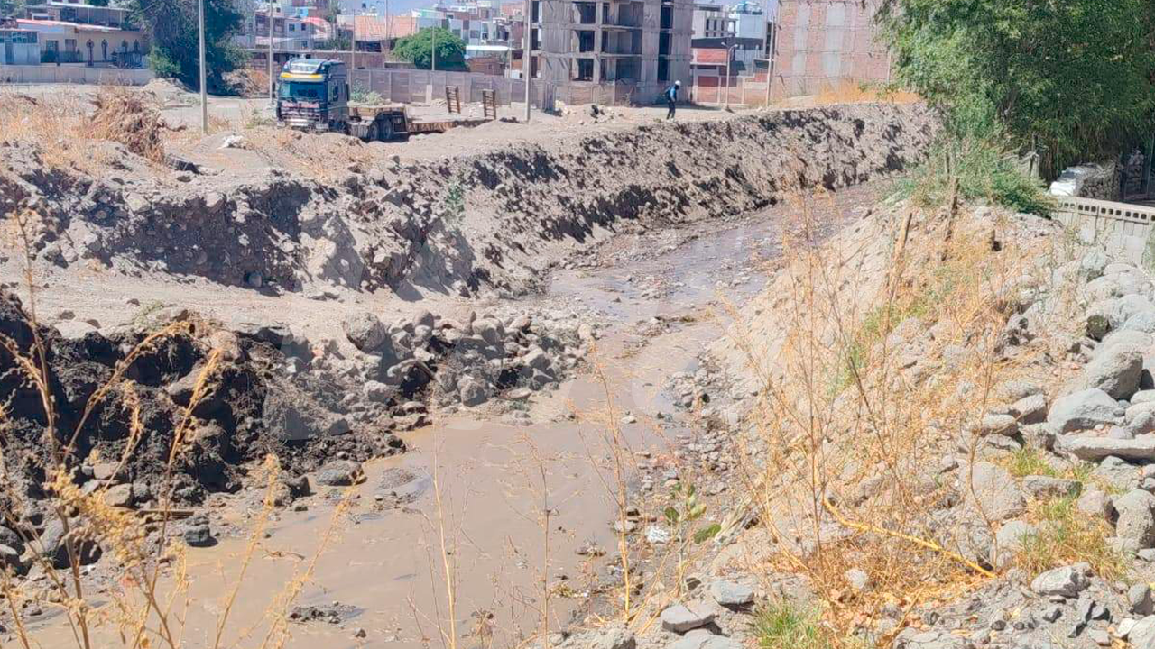 Vecinos de Tahuaycani denuncian falta de obras para prevenir riesgos por torrentera Chullo
