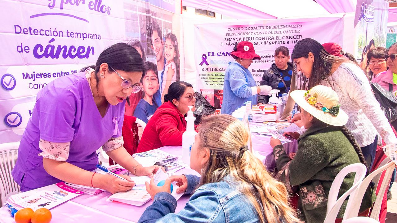 Más de 300 personas acceden a campaña gratuita de detección del cáncer en Cusco