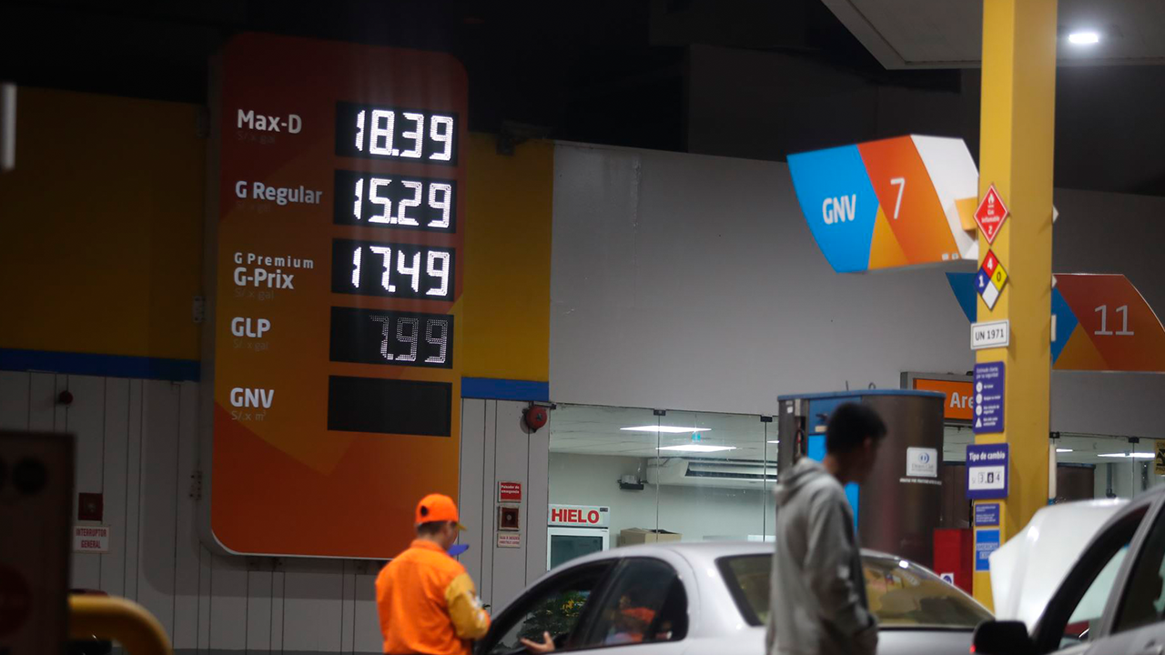 Griferos culpan a proveedoras de elevado precio de combustibles pese a reparación de ducto en Cusco