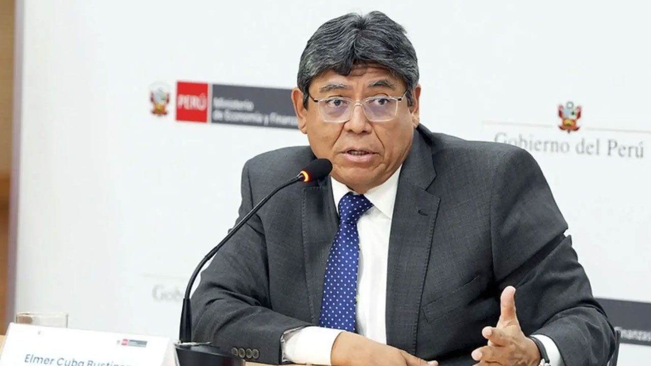 Autorizan viaje de Elmer Cuba a Nueva York con viáticos de 1320 dólares