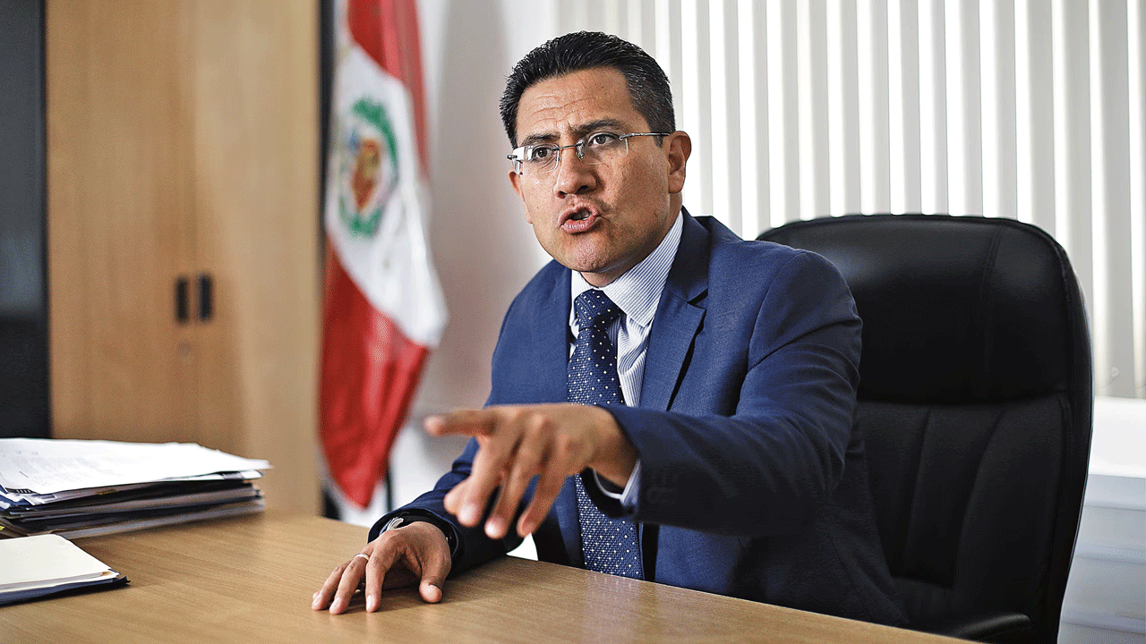 Amado Enco denuncia destitución ilegal y anuncia acciones contra la Procuraduría
