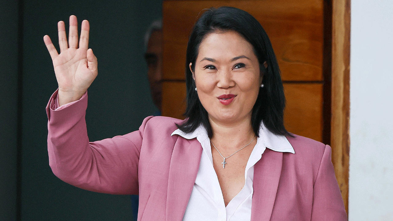 Keiko Fujimori anuncia gabinete con independientes tras virtual victoria