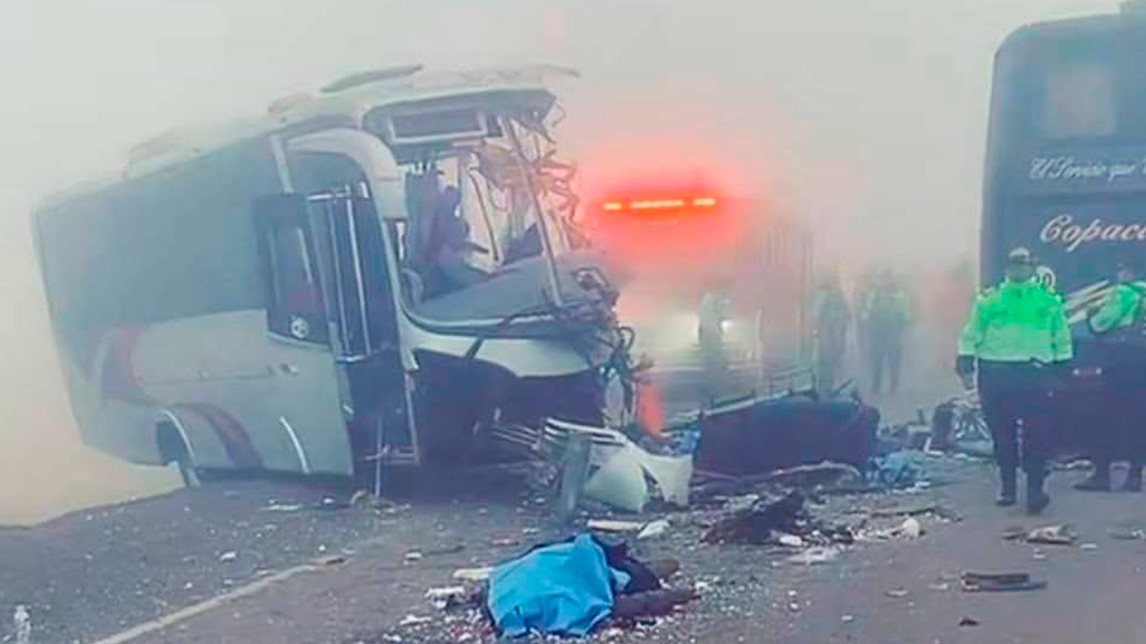 Fiscalía investiga accidente en Tacna que dejó cinco fallecidos y 16 heridos