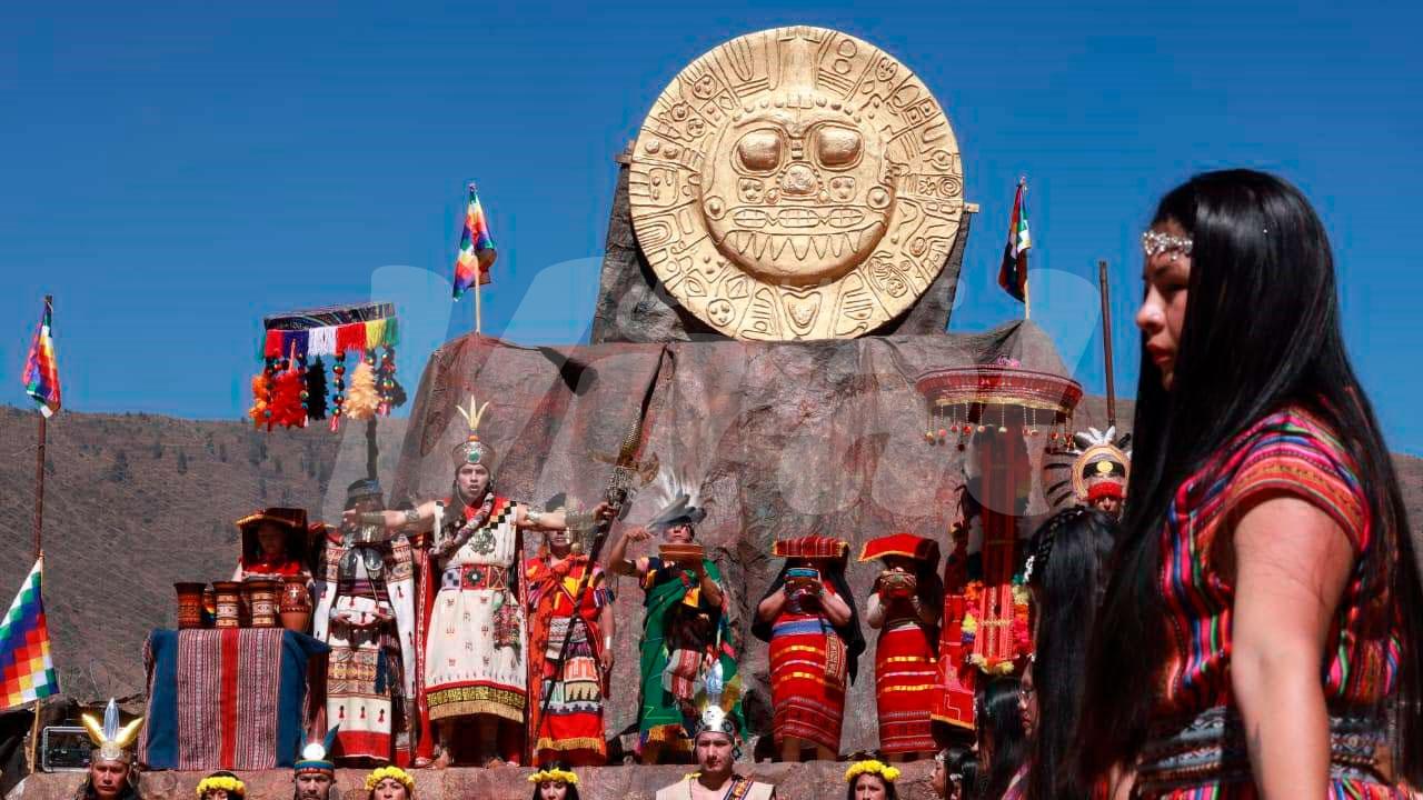 Reclusos en ceremonia inca por fiesta de Cusco