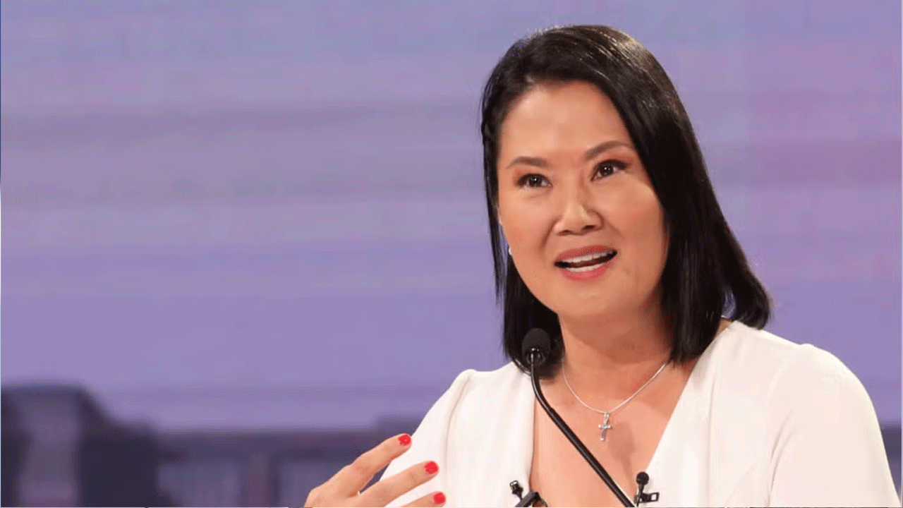 Keiko Fujimori ataca a Roberto Sánchez: 