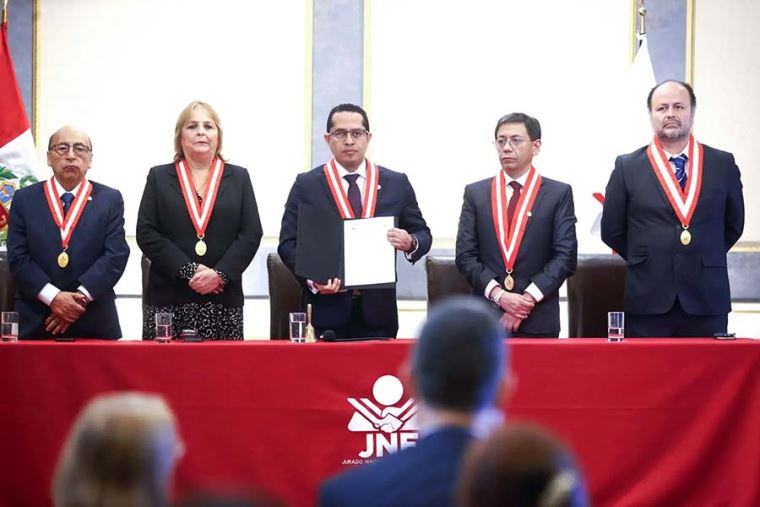 JNE proclama al nuevo Congreso bicameral
