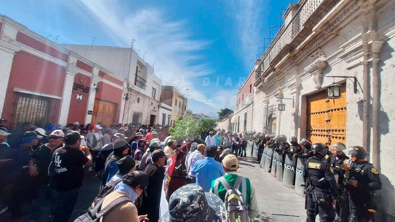 Denuncian a Sindicato de Trabajadores de Construcción por paralizaciones y retrasos en obra del Poder Judicial