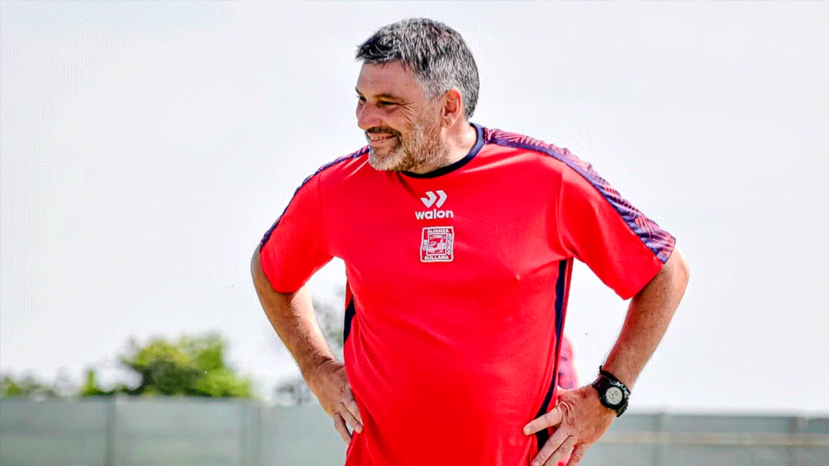 Gerardo Ameli busca recuperar la confianza del plantel de Atlético Grau