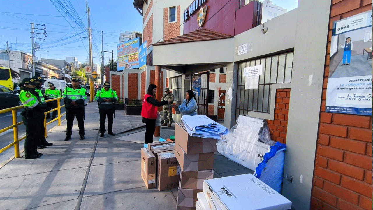 ONPE abrirá locales de votación desde las 6 horas en la segunda vuelta presidencial