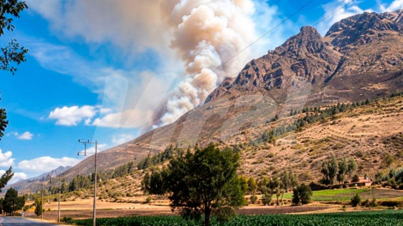 Cusco: extinguen incendio forestal cerca del santuario del Señor de Huanca en San Salvador