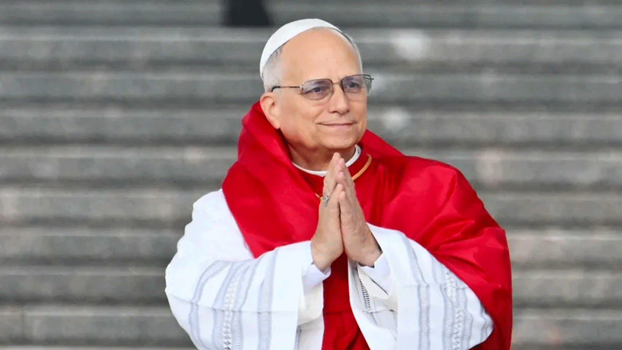 El papa llega a Camerún en nueva etapa de su gira por África